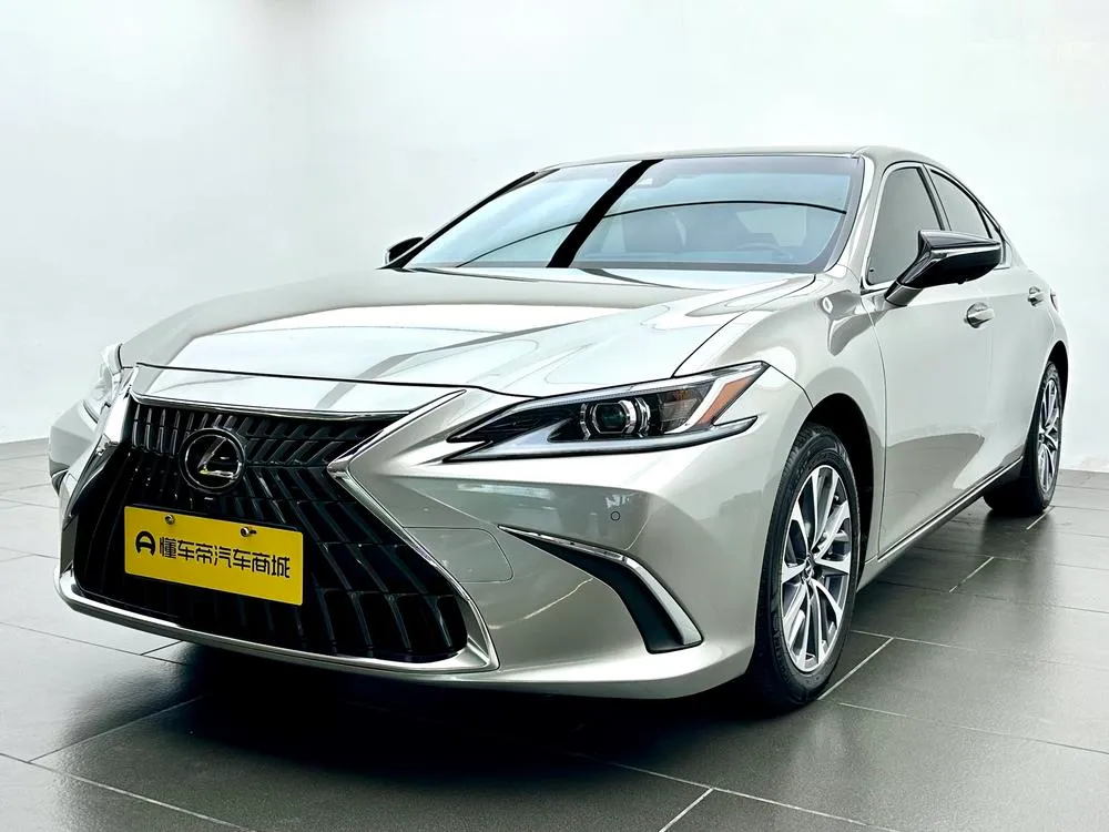 Lexus ES, 2021