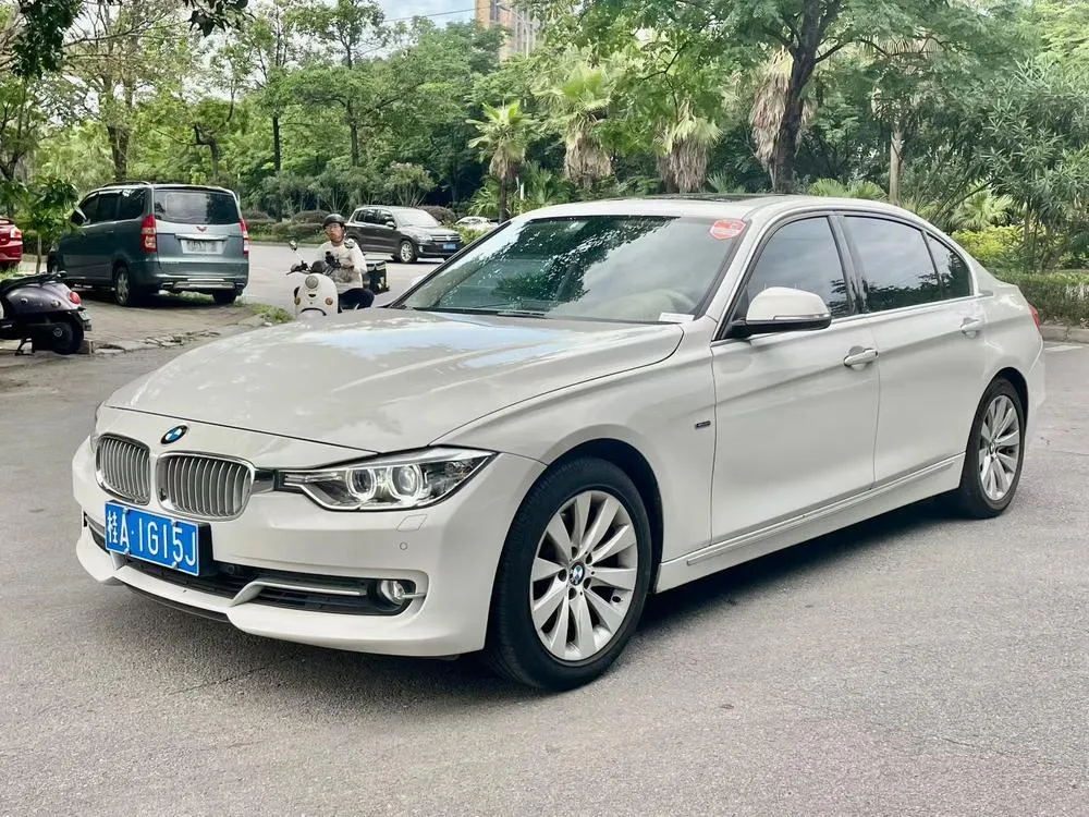 BMW 3-Series, 2013