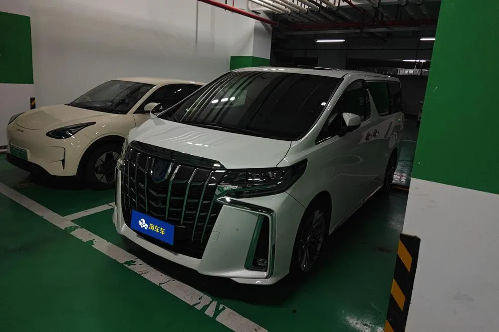 Toyota Alphard, 2021