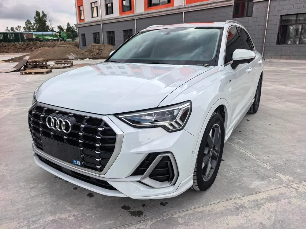 Audi Q3, 2023