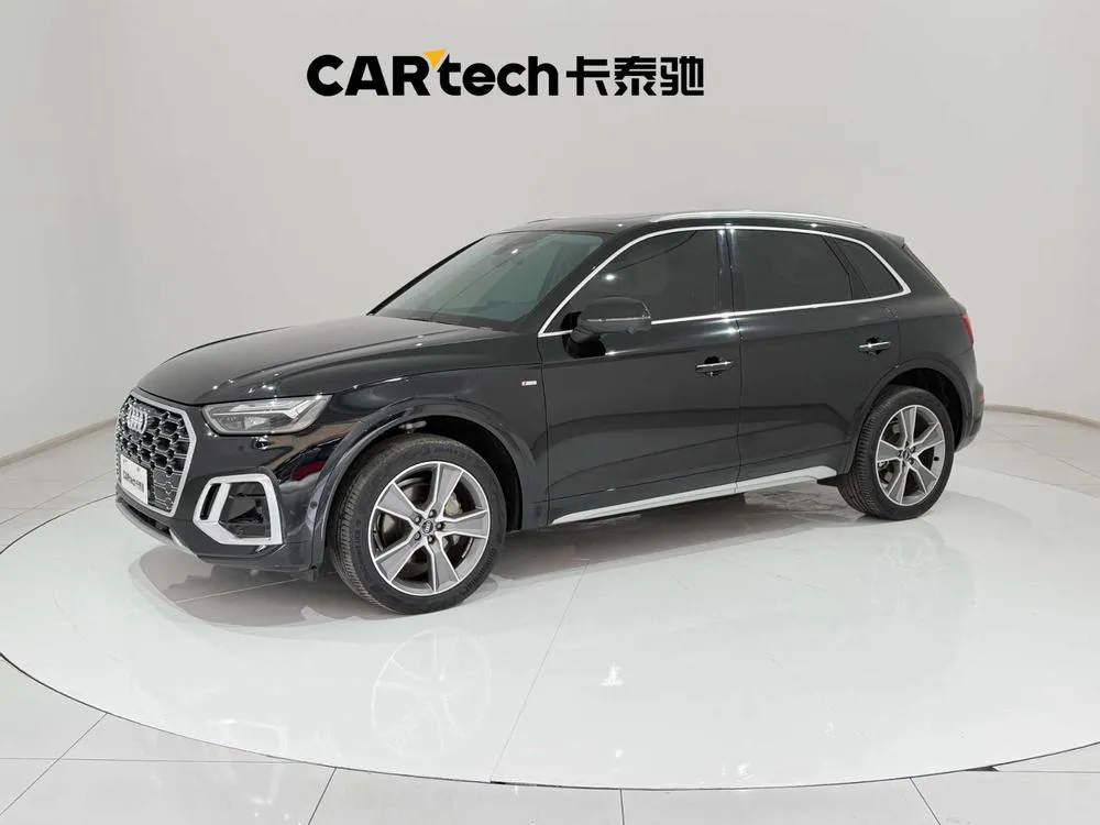 Audi Q5L 45T Luxury Version, 2022 — фото 1
