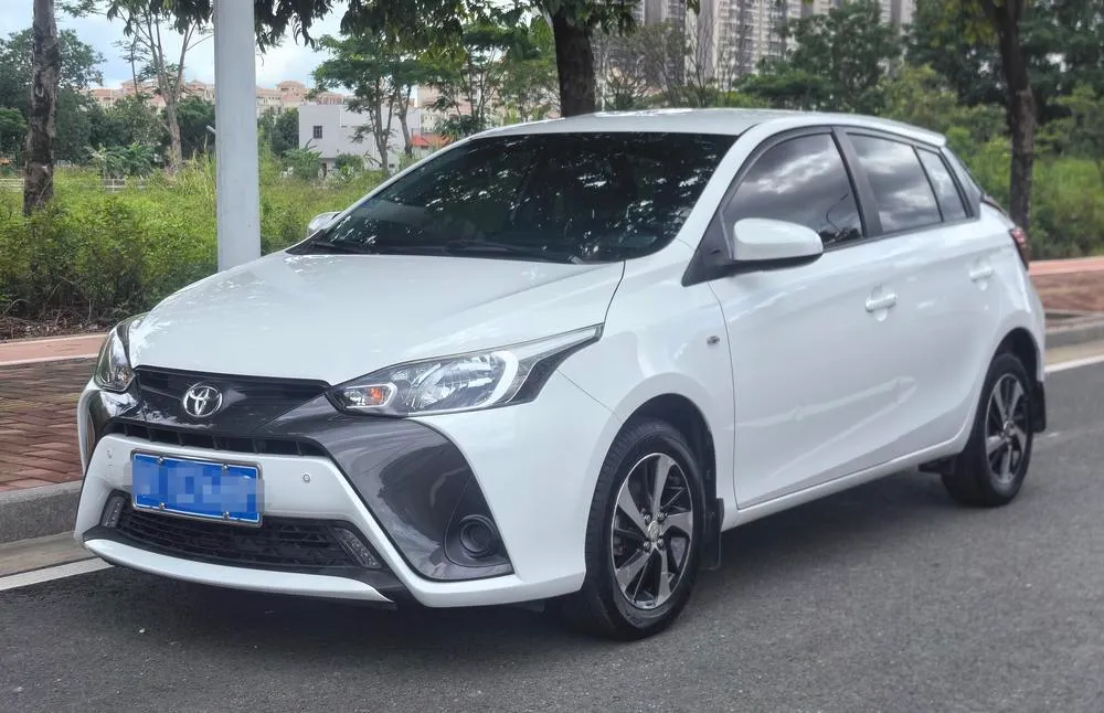 Toyota Yaris L 1.5E CVT Dynamic Upgraded Edition, 2017 — фото 1