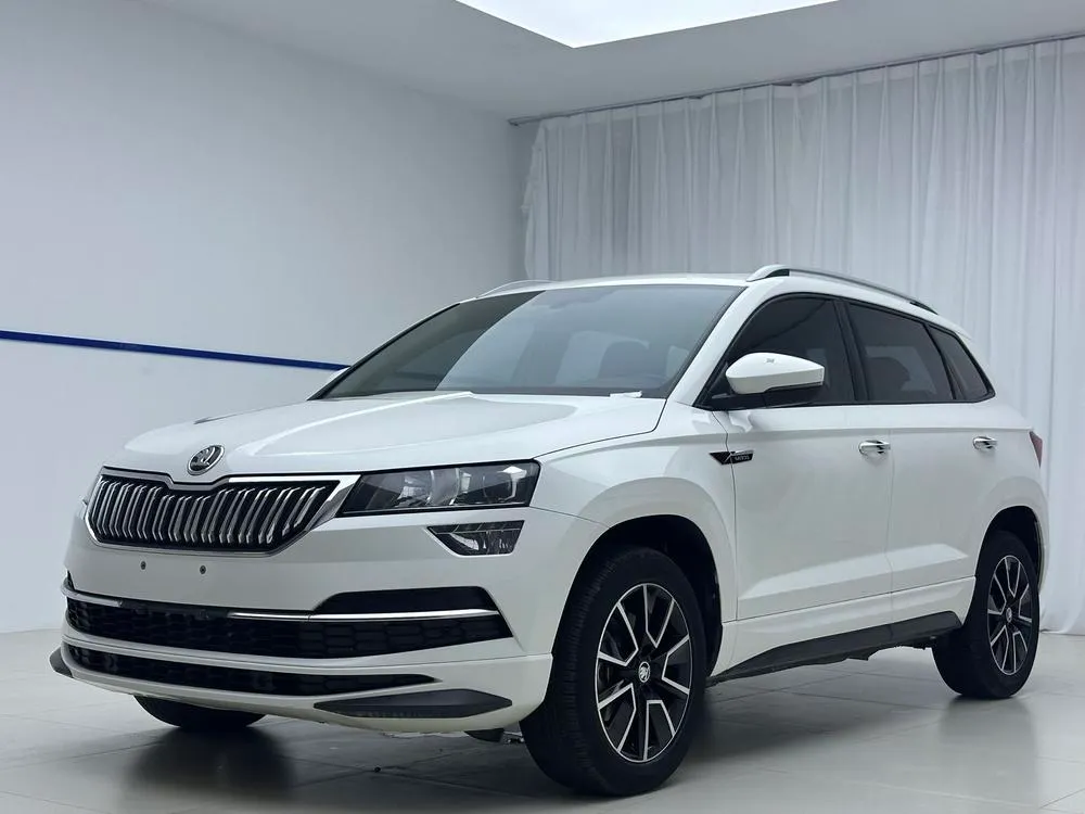 Skoda Karoq TSI280 Prestige Edition, 2022 — фото 1