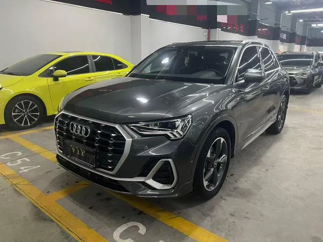 Audi Q3, 2022