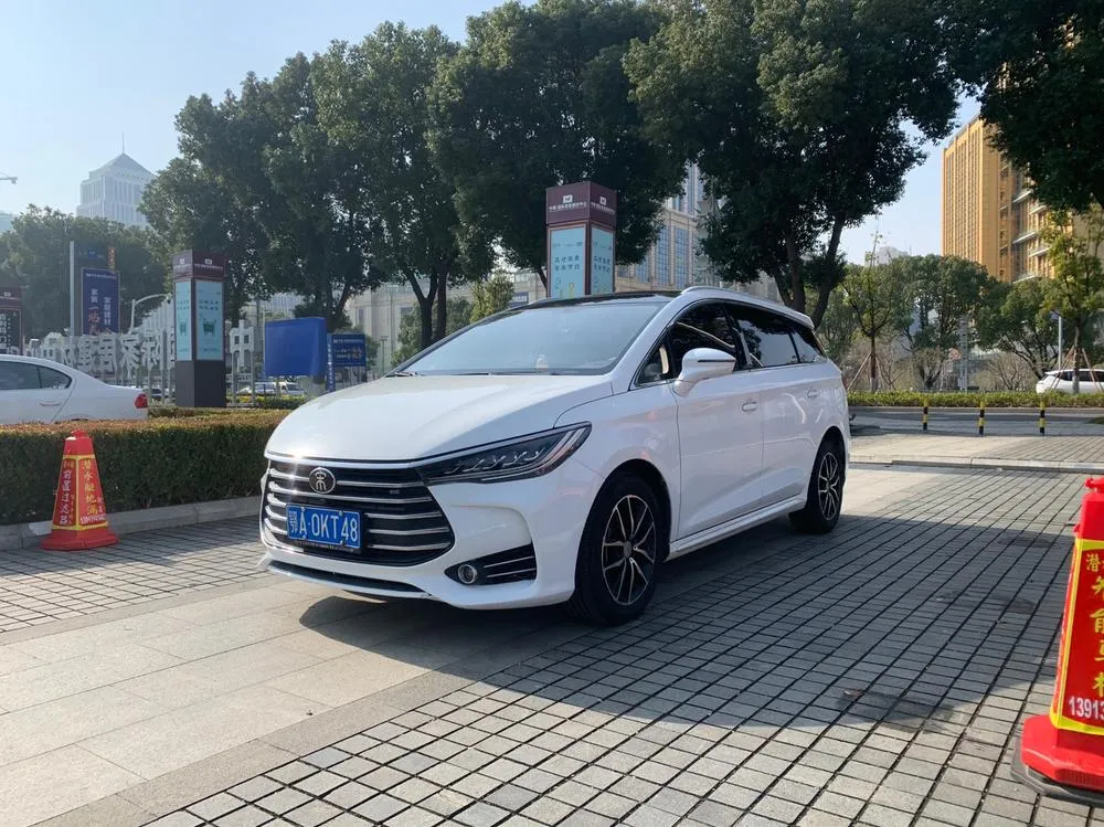 BYD Song MAX, 2017