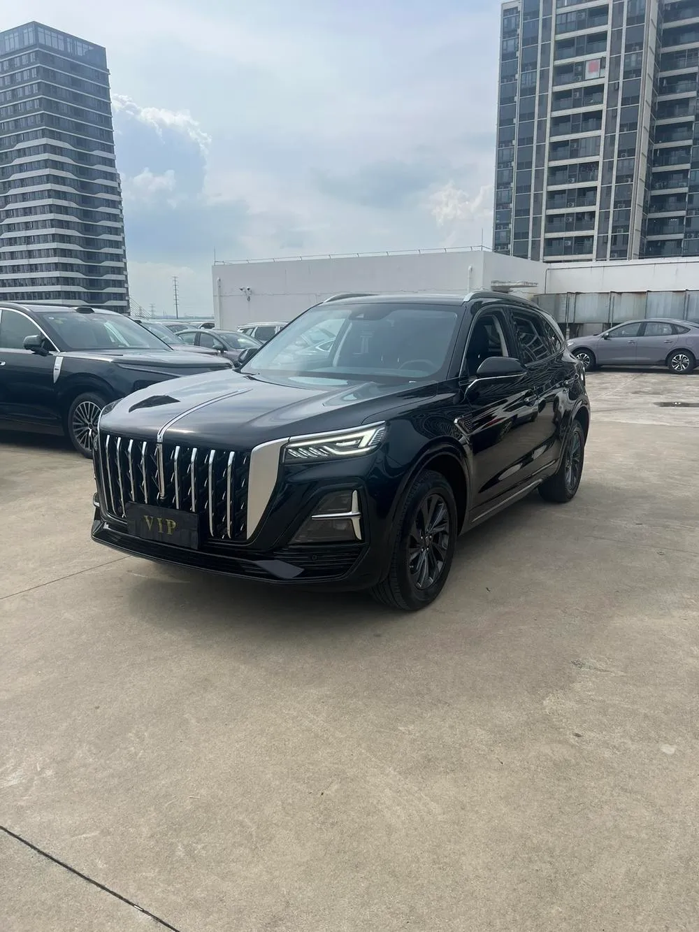 Hongqi HS5, 2023