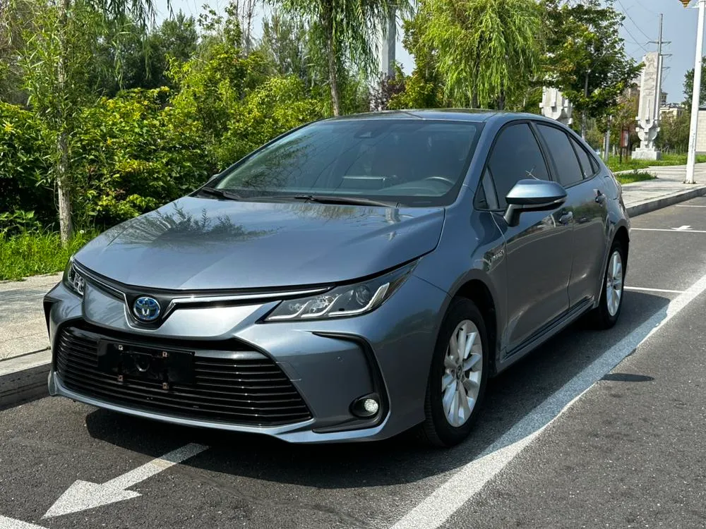 Toyota Corolla Smart Hybrid Dual Engine 1.8L E-CVT Edition, 2023 — фото 1