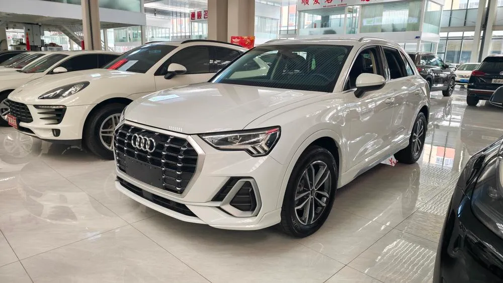Audi Q3 35 TFSI Version, 2022 — фото 1