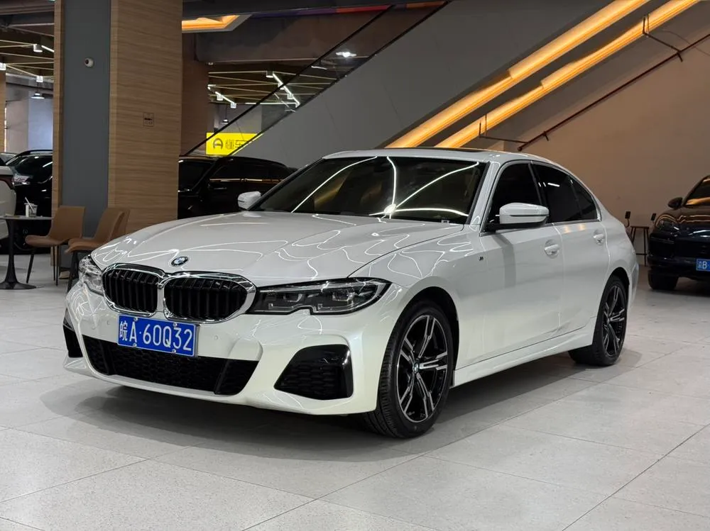 BMW 3-Series, 2021