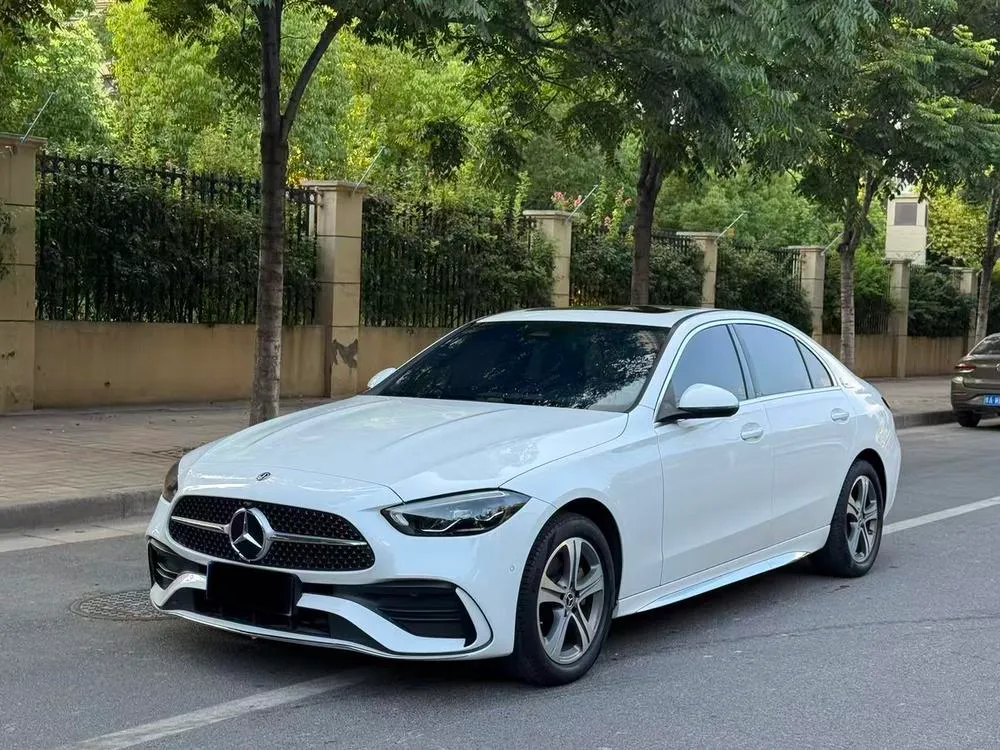Mercedes-Benz C-Class, 2022