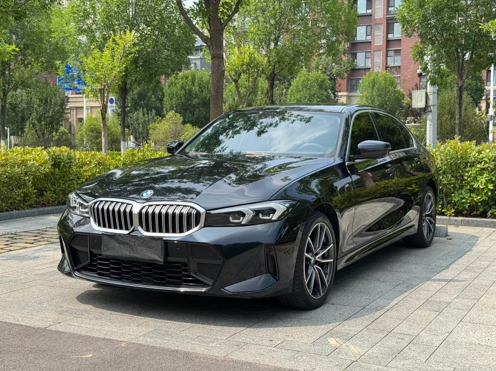 BMW 3-Series, 2023