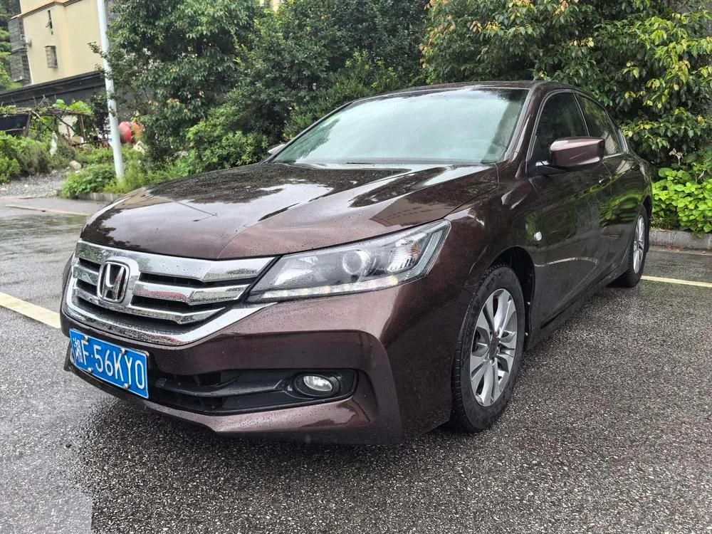 Honda Accord, 2015
