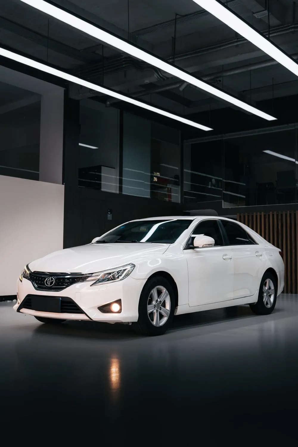 Toyota Reiz, 2013