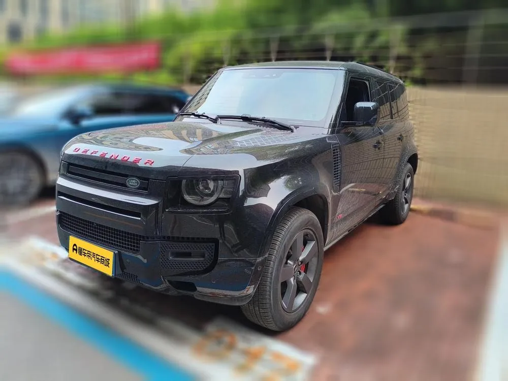 Land Rover Defender, 2025