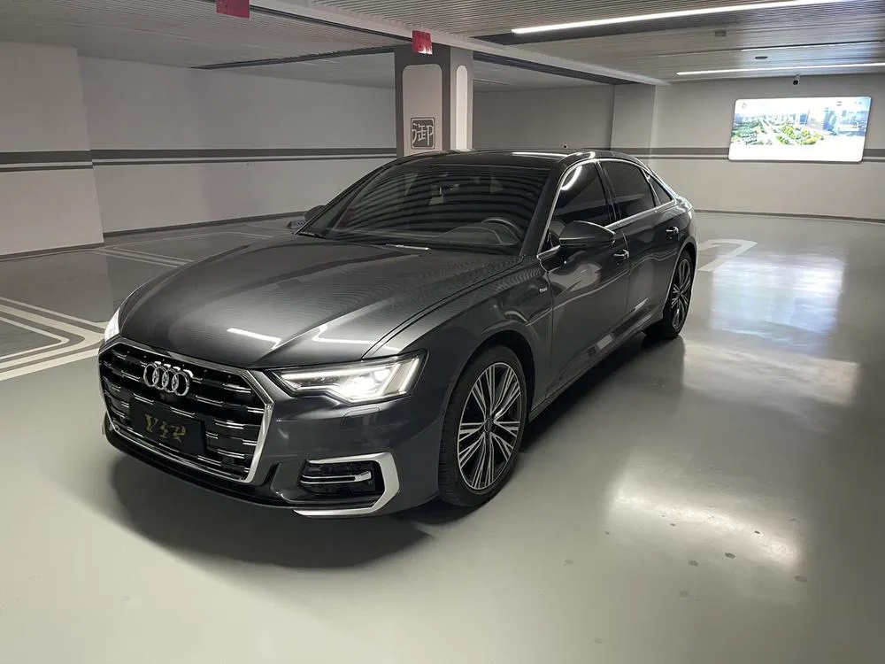 Audi A6L, 2022