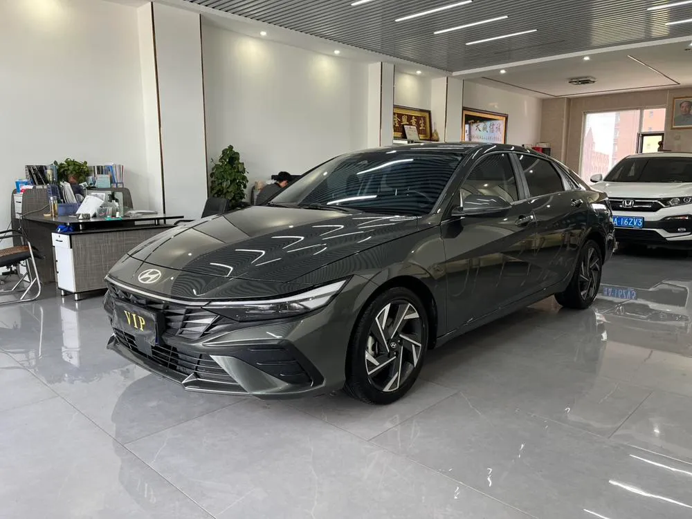 Hyundai Elantra, 2023