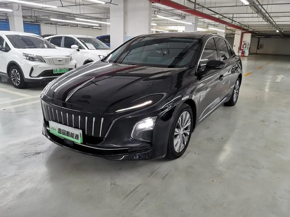 Hongqi E-QM5, 2023