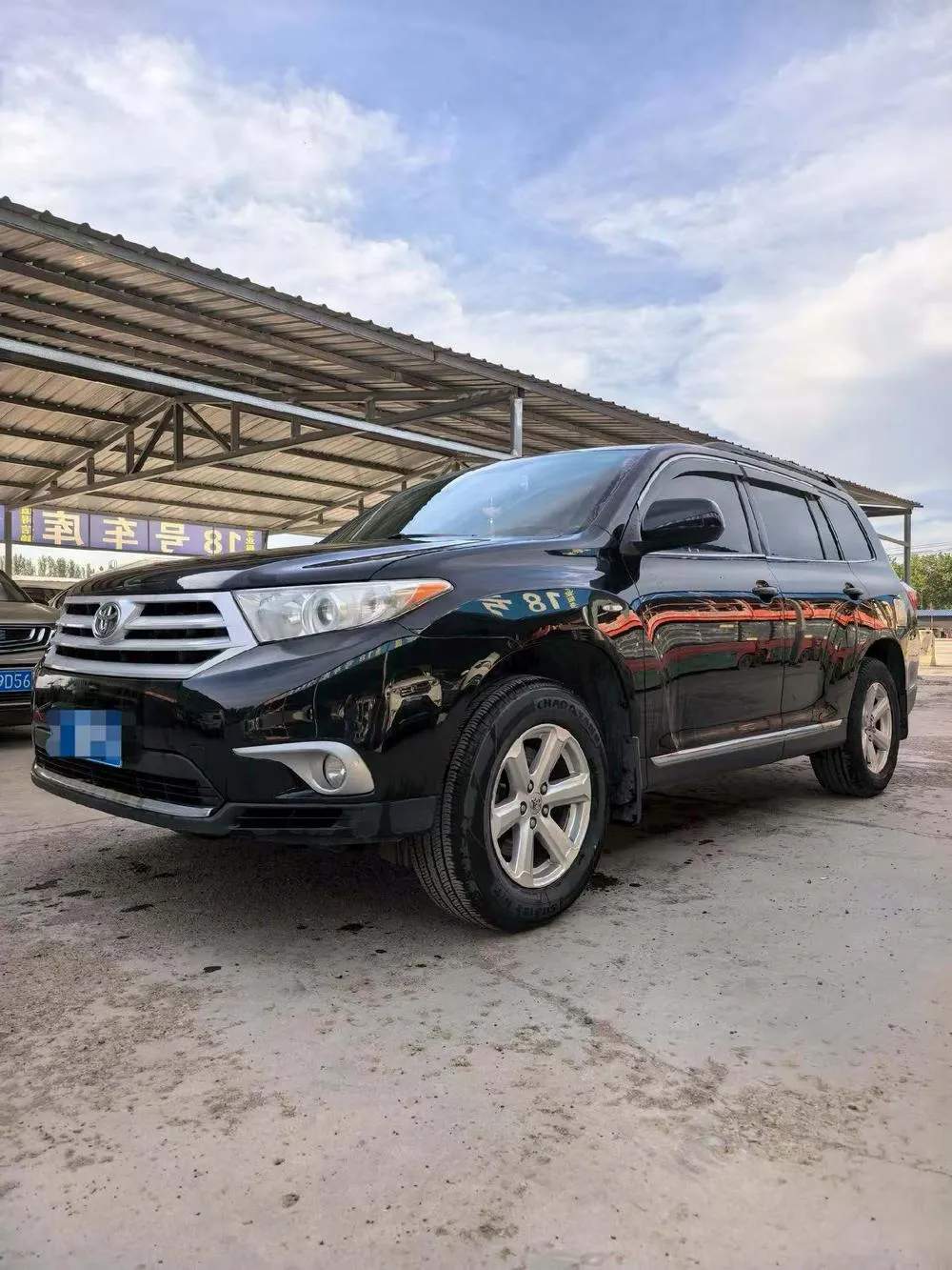 Toyota Highlander 2.7L 2WD 5 Seater Gold Edition, 2013 — фото 1
