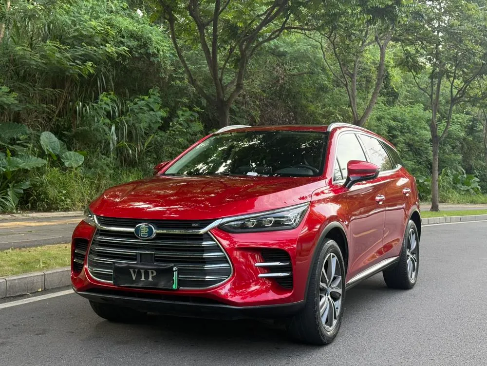 BYD Tang DM DM 2.0T 4WD Smart Connected Version 7 Seater CN5, 2018 — фото 1