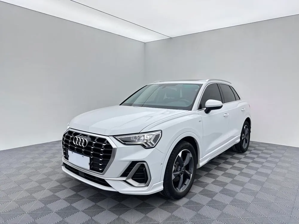 Audi Q3 35 TFSI Fashion Version, 2022 — фото 1