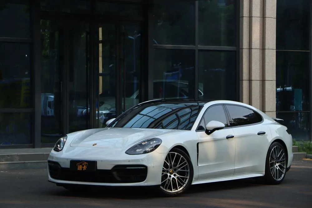 Porsche Panamera, 2021