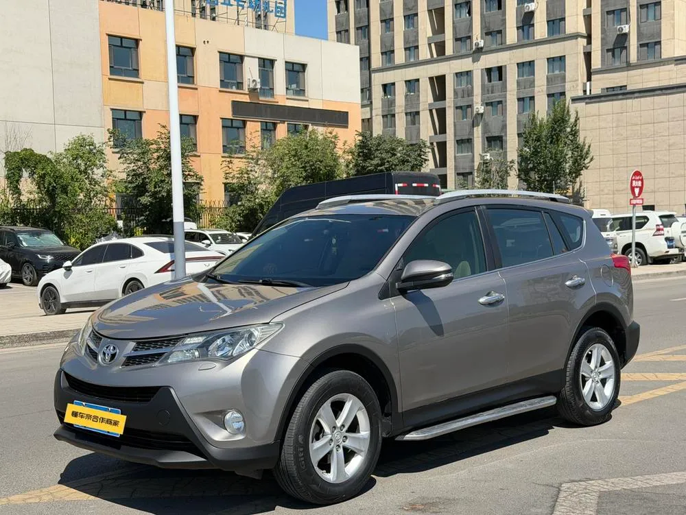 Toyota RAV4, 2013
