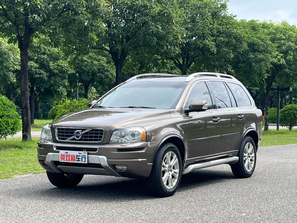Volvo XC90 2.5T T5 Luxury Edition, 2013 — фото 1