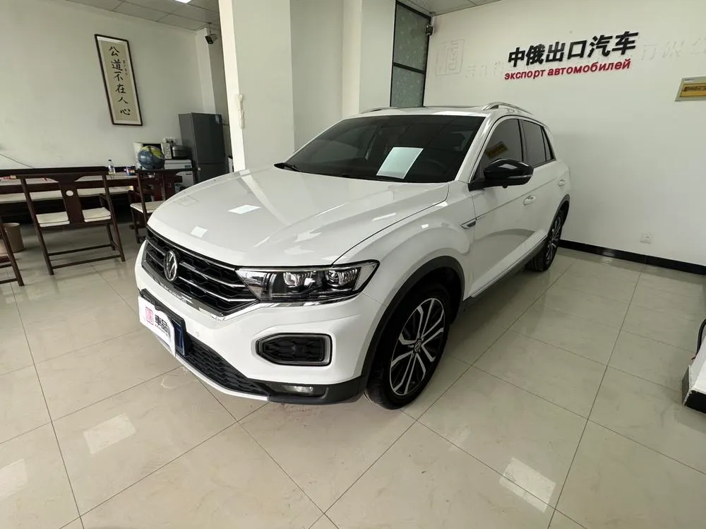 Volkswagen T-Roc 280TSI DSG полный привод люкс Connect, 2021 — фото 1
