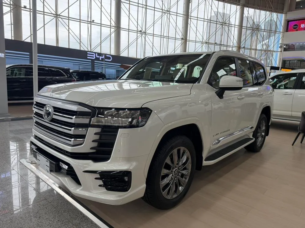 Toyota Land Cruiser (Import), 2025