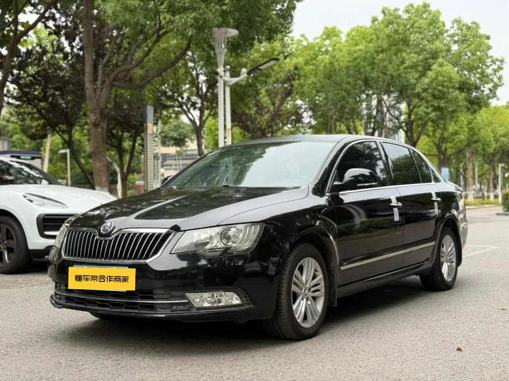 Skoda Superb 1.8TSI Auto Edition, 2013 — фото 1