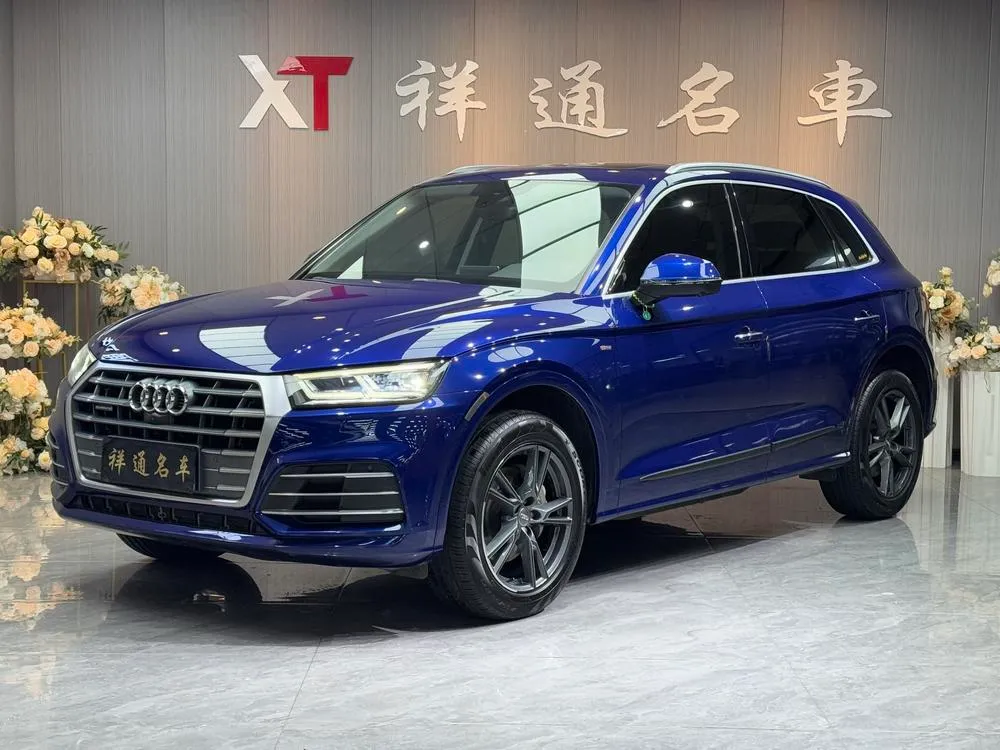 Audi Q5L 40 TFSI Fashion Version CN5, 2018 — фото 1