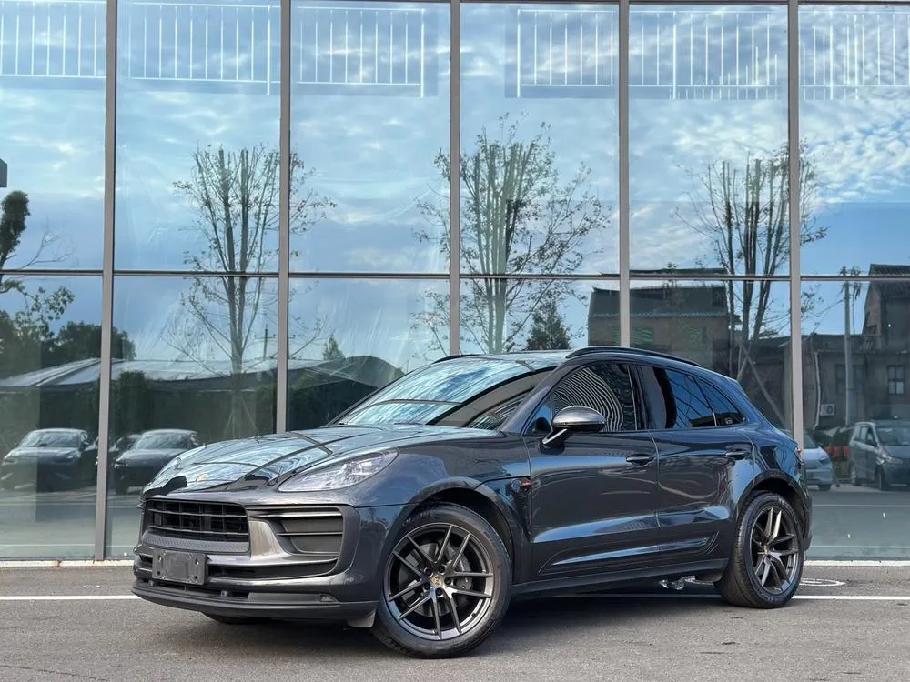 Porsche Macan, 2022