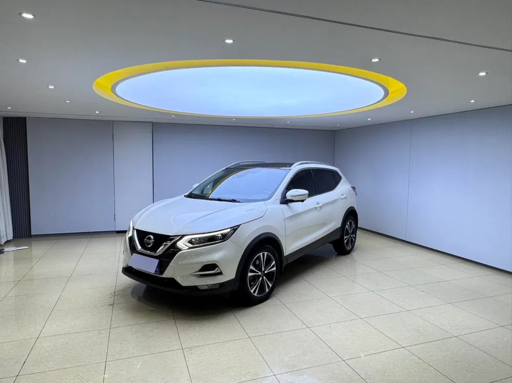 Nissan Qashqai 2.0L XV Prem. Luxury Edition, 2022 — фото 1