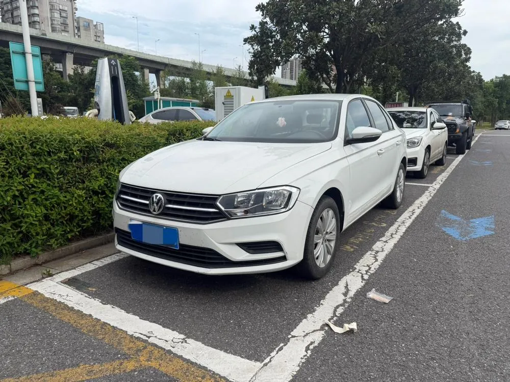 Volkswagen Bora Facelift 1.5L Auto Fashion Version CN5, 2019 — фото 1