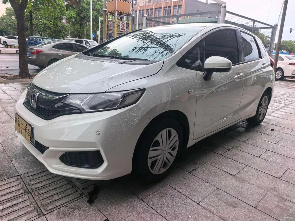 Honda Fit 1.5L CVT Comfort Edition, 2018 — фото 1