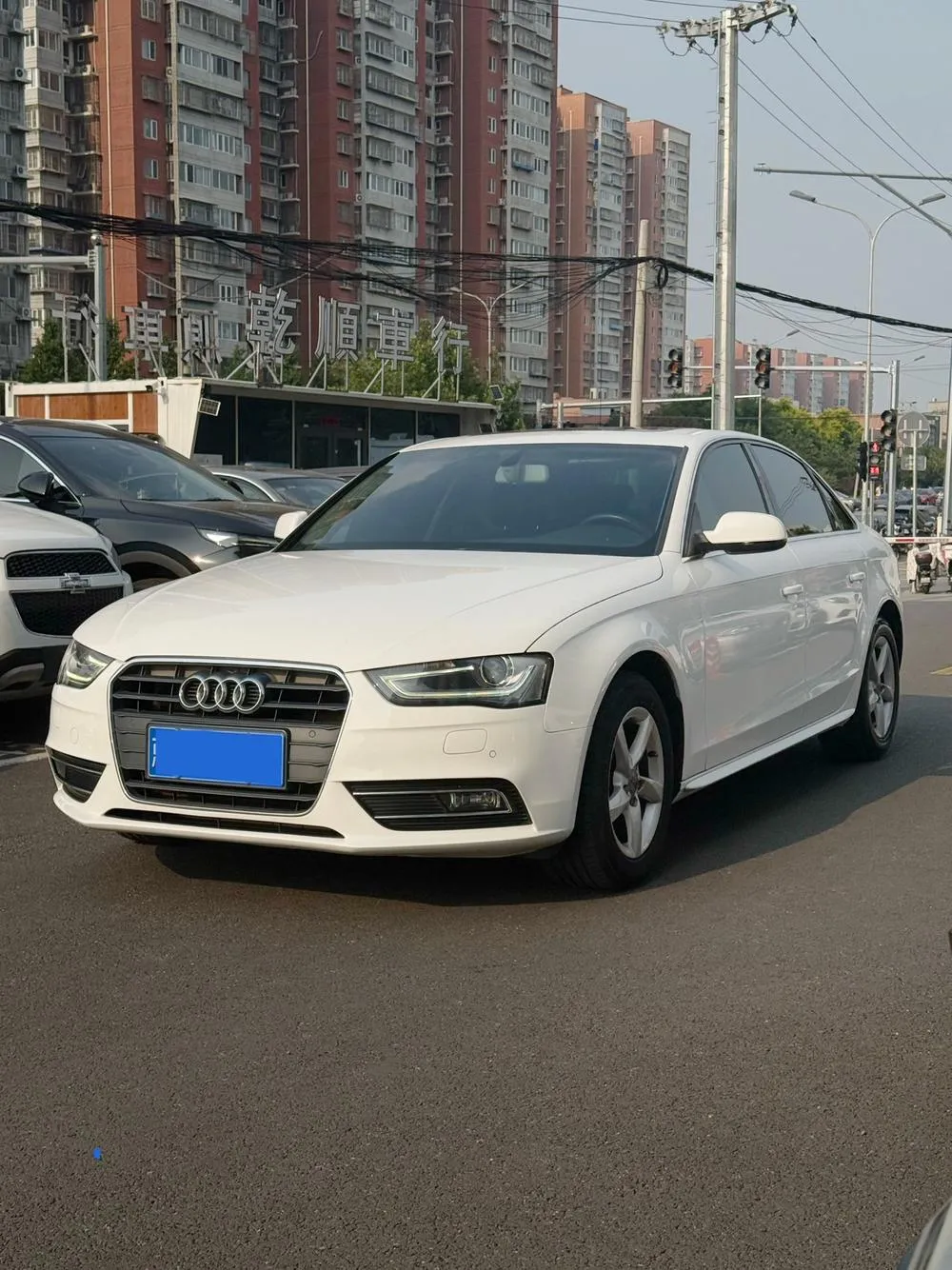 Audi A4L 35 TFSI Auto Standard Version, 2013 — фото 1