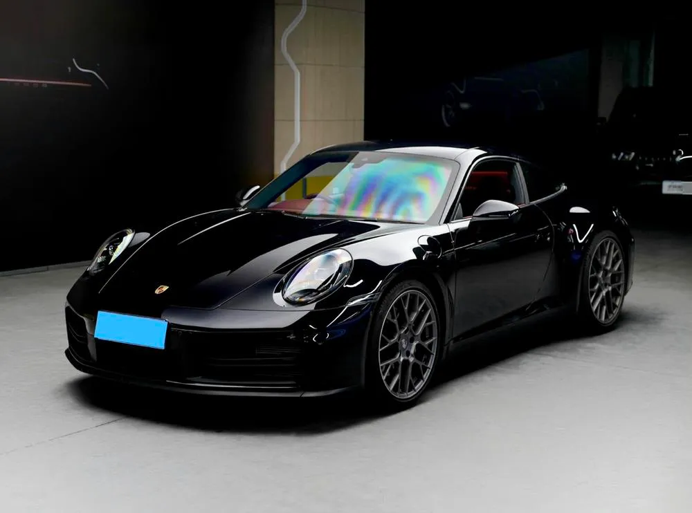 Porsche 911, 2025