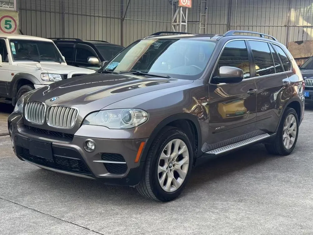 BMW X5 (Import), 2013