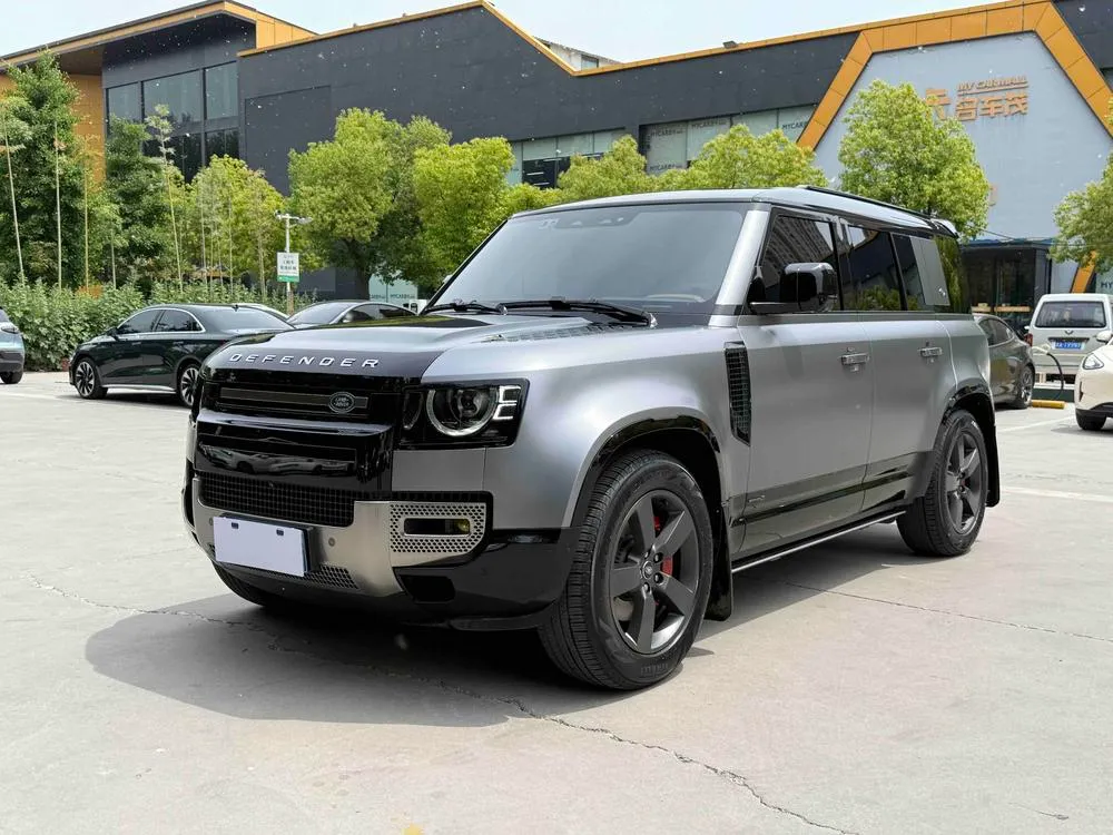 Land Rover Defender, 2023