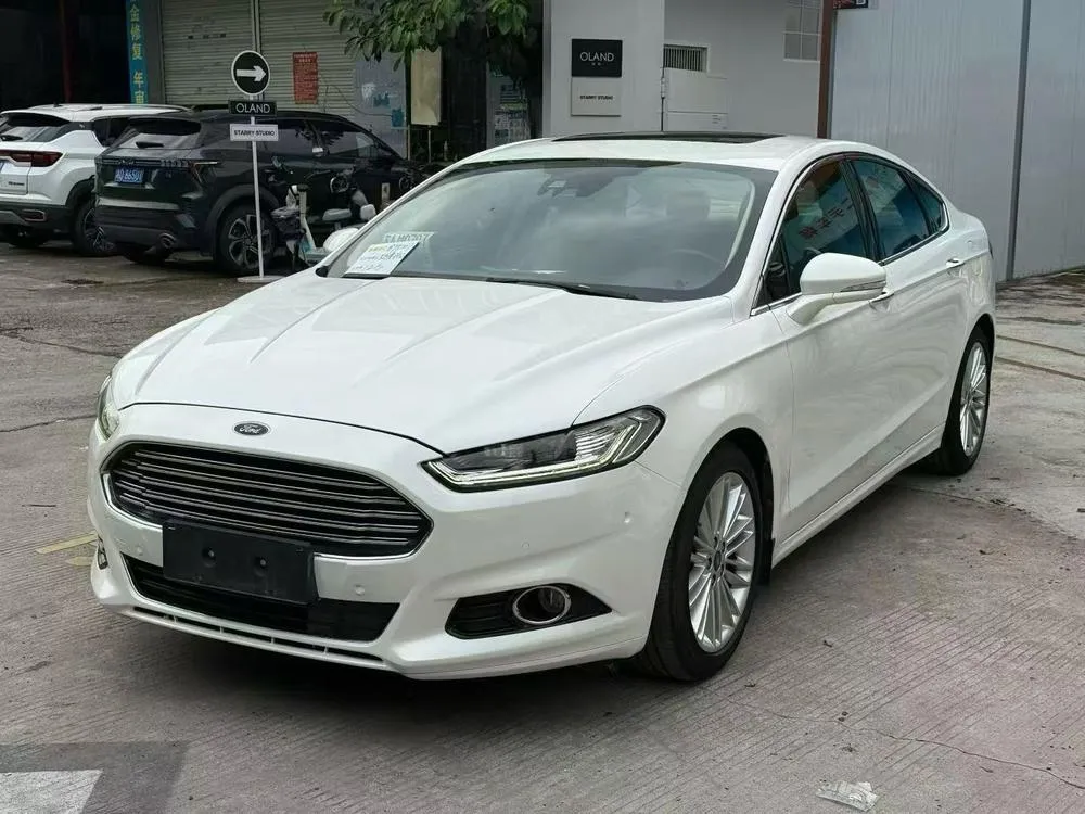 Ford Mondeo, 2013