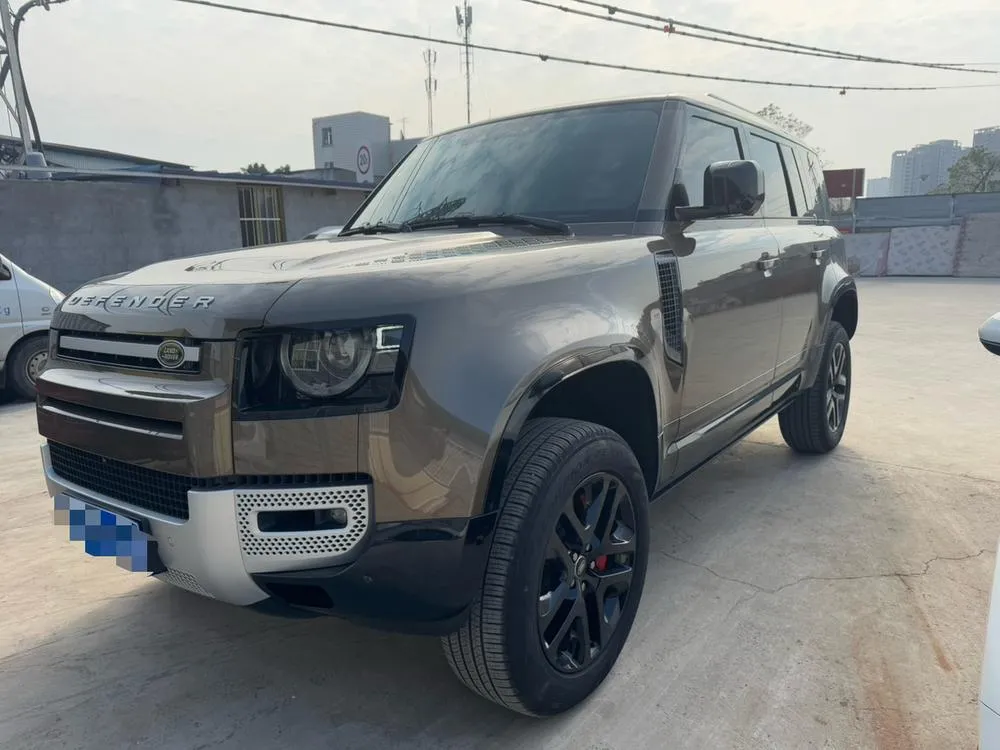 Land Rover Defender, 2024
