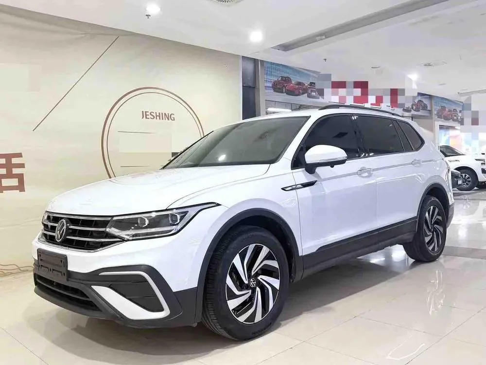 Volkswagen Tiguan L 330TSI 2WD Edition, 2023 — фото 1
