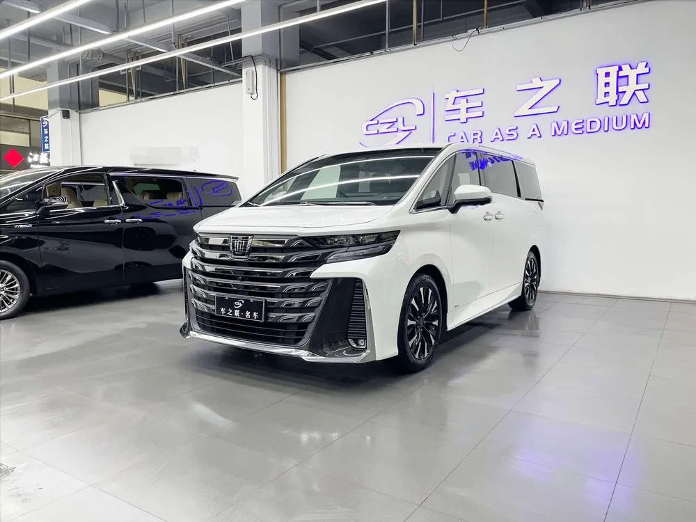 Toyota Vellfire, 2024