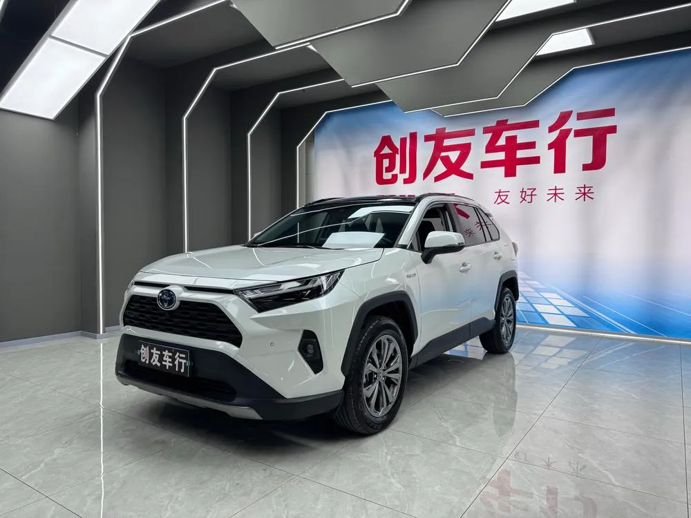Toyota RAV4, 2024