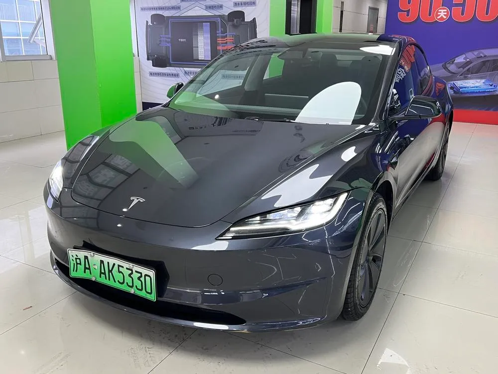 Tesla Model 3, 2023