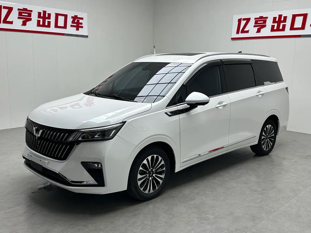 Wuling Jiachen 1.5T CVT Smart Luxury Version, 2022 — фото 1