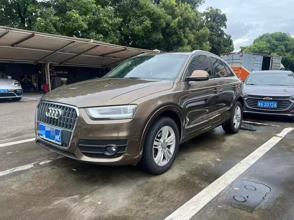 Audi Q3, 2013