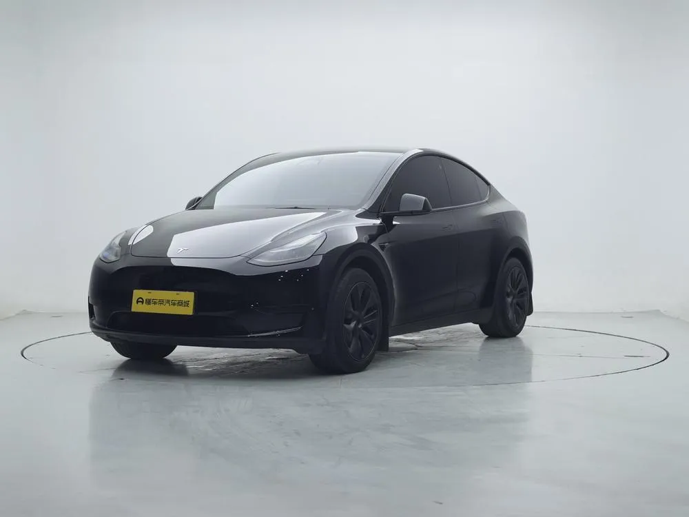 Tesla Model Y, 2023