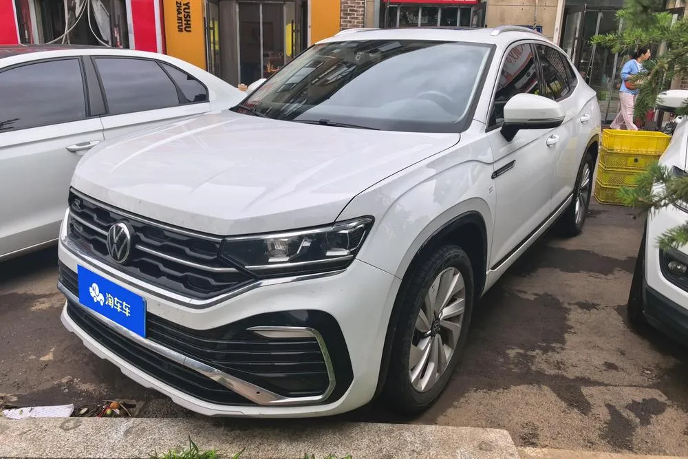 Volkswagen Tayron X 330TSI 2WD Premium Smart Connected Edition, 2020 — фото 1