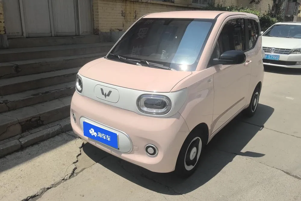 Wuling Hongguang MINIEV 215km Edition LFP, 2024 — фото 1